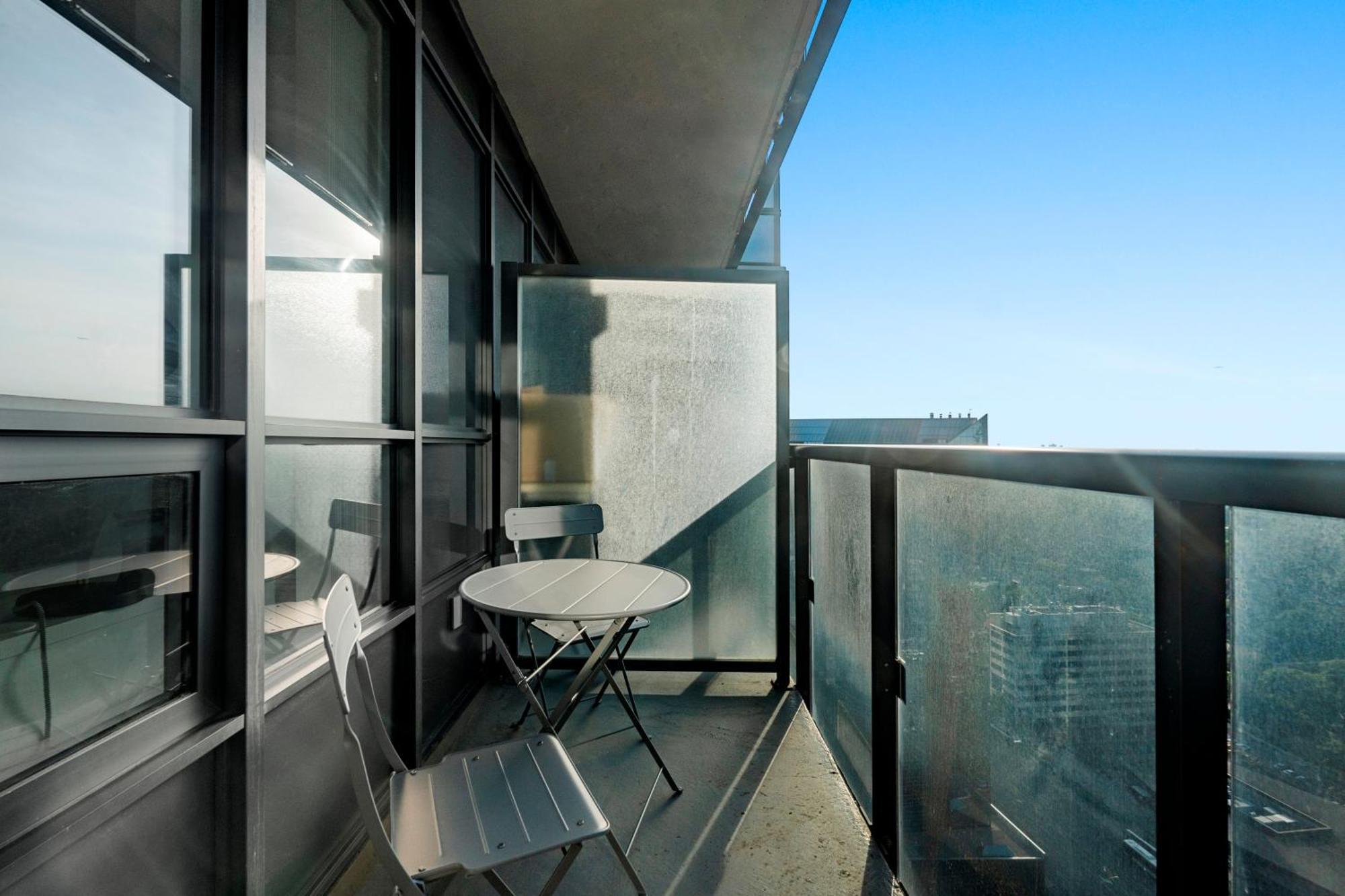 Globalstay Modern Apartments In North York Skyscraper Toronto Eksteriør billede